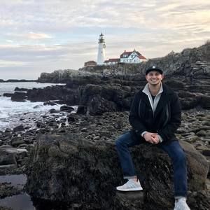 Meet your Posher, Tom